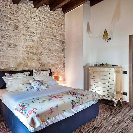 Villa Contrada Casazza - Gruppilli Sleeps 6 Pool Rosolini