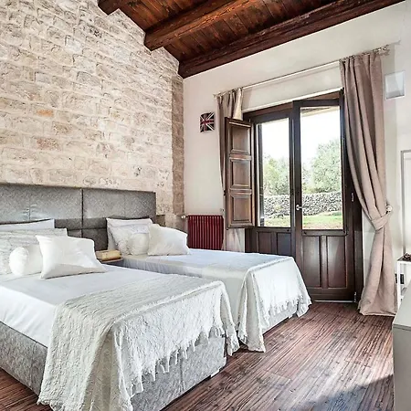 Contrada Casazza - Gruppilli Sleeps 6 Pool *